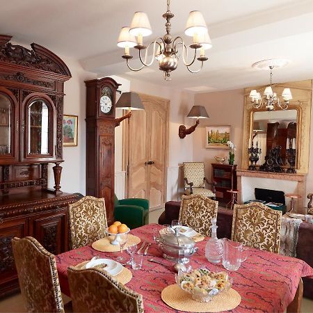 Appartements De La Cote ボーヌ 部屋 写真